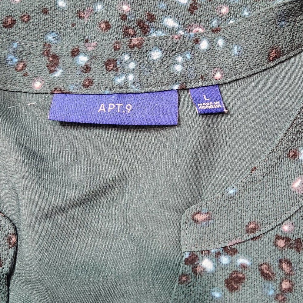 Apt. 9 Green Belted Waist Print Shirtdress
Lot K - Picture 10 of 10